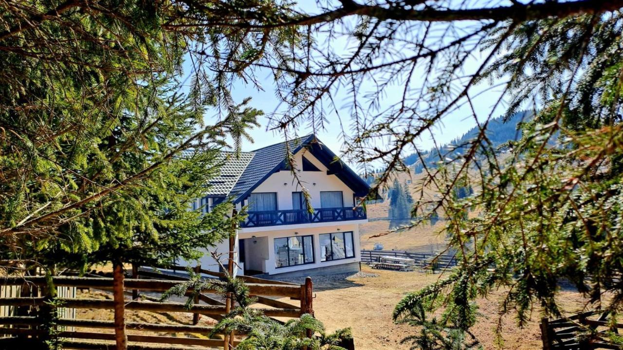 Conacul Muntii Bucovinei Hotel Câmpulung Moldovenesc Eksteriør billede