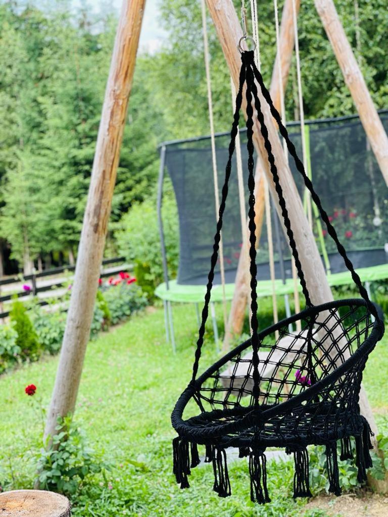 Conacul Muntii Bucovinei Hotel Câmpulung Moldovenesc Eksteriør billede